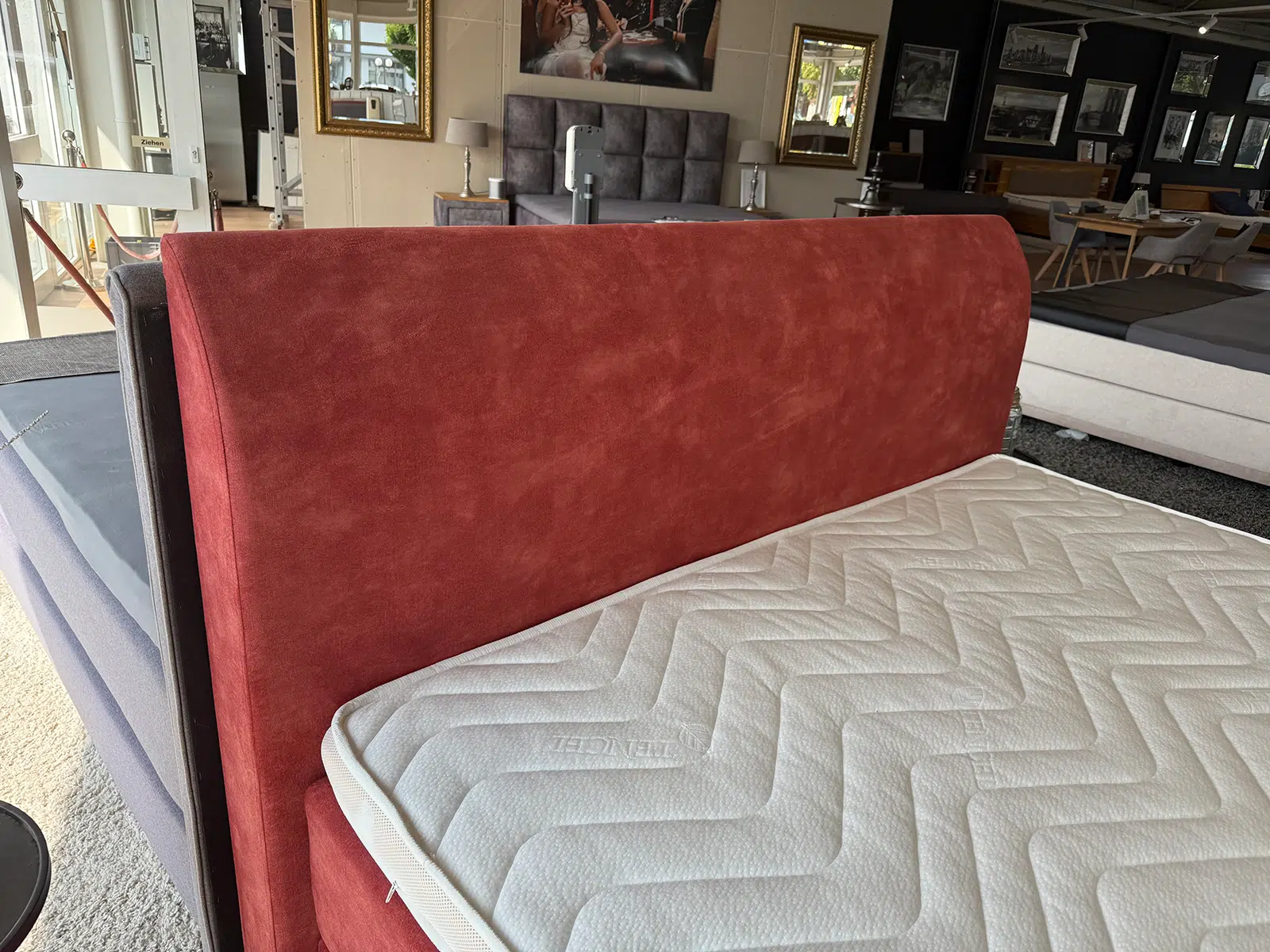 Abverkauf Premium Boxspringbett Köln – Bild 2